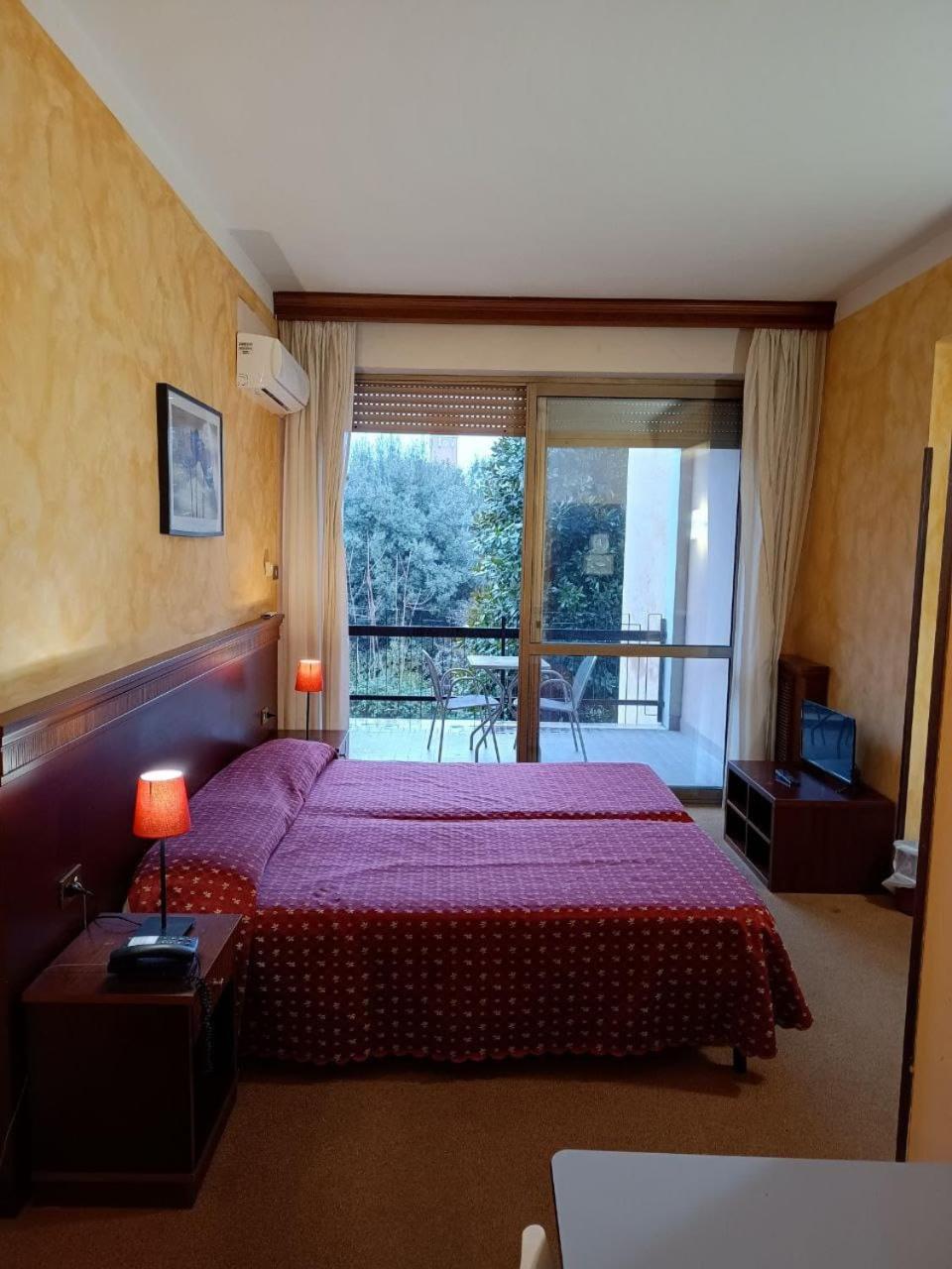 Aurelia Vatican 229 * Rom